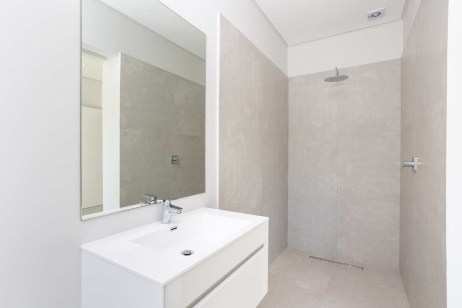 5 Bedroom Property for Sale in Val De Vie Estate Western Cape